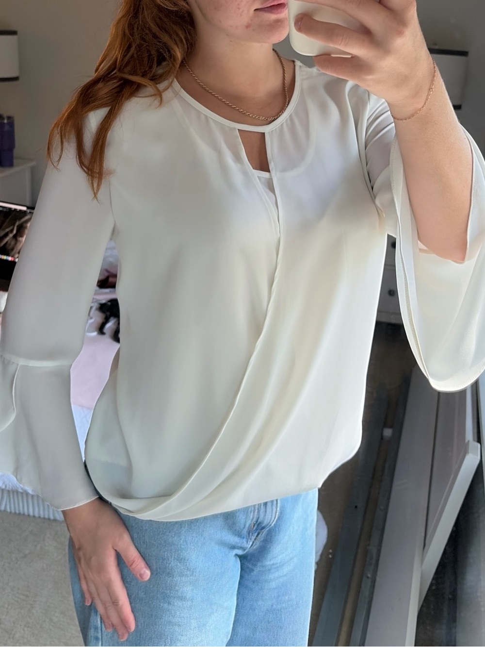 41 Hawthorn Cream Long-Sleeve Keyhole Blouse